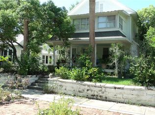 28 W Center St, Tarpon Springs, FL 34689