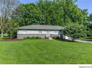 51 Columbine Ln, Springfield, IL 62712