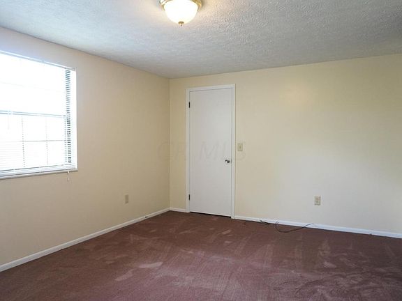 3rd image of 308 Northgate Ct