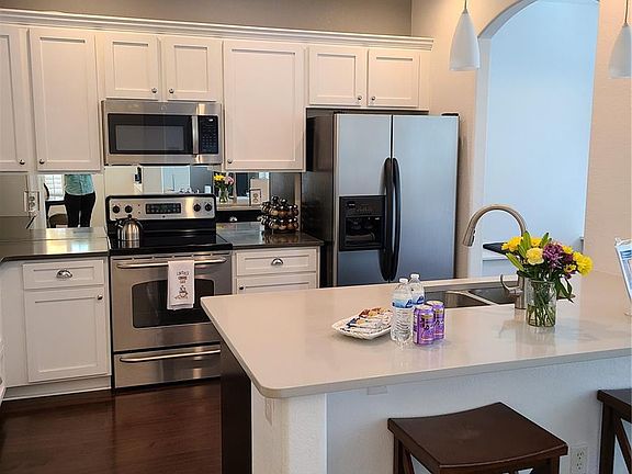 5th image of 9492 Cedarhurst Lane #B