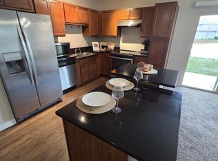 4825 N 133rd Plz #911, Omaha, NE 68164