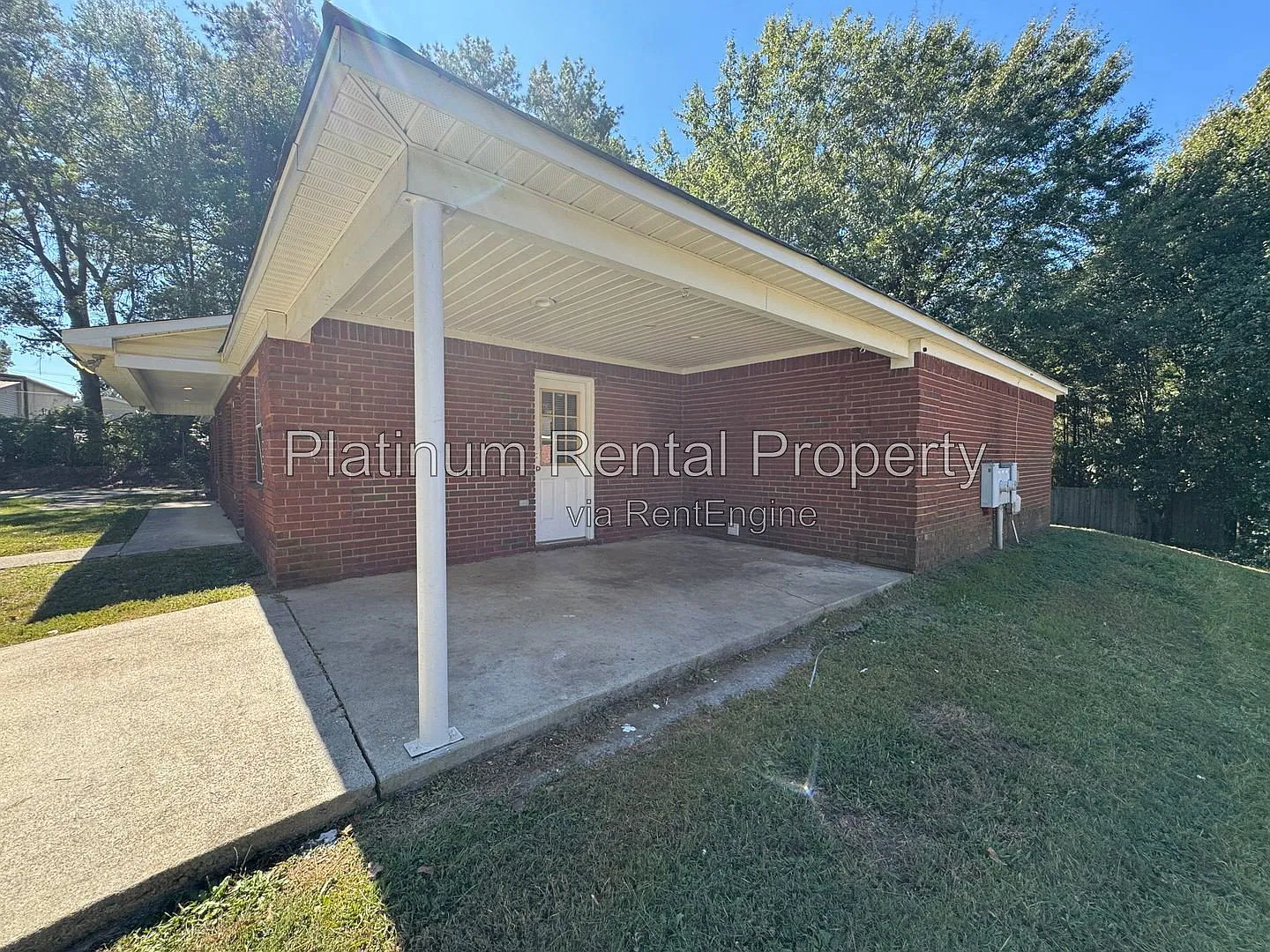 2 bed, 2.0 bath, 1256 sqft, $1,200 — Photo 2
