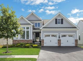 5 Palmerton Dr, Wappingers Falls, NY 12590