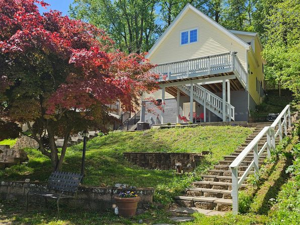 1529 Knott Rd, Shepherdstown, WV 25443
