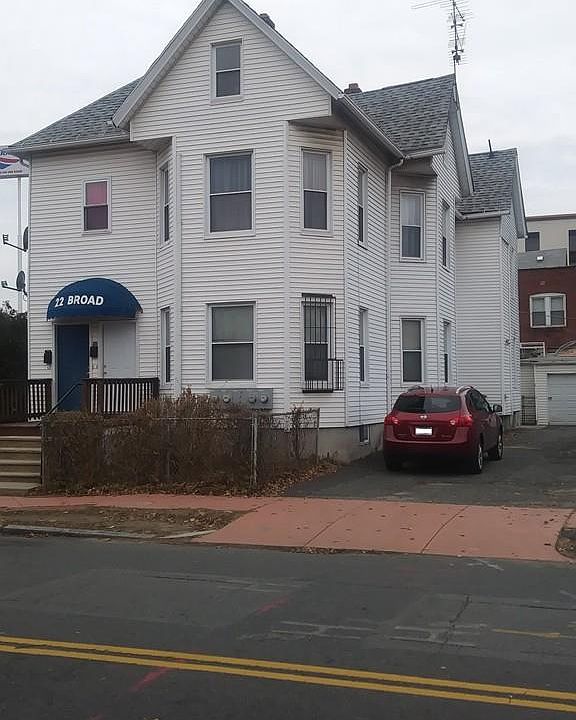 2nd image of 22 Broad St