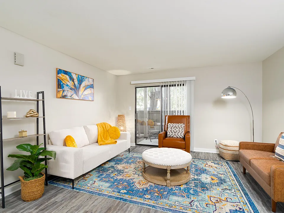 Sun River Village apartments community photo