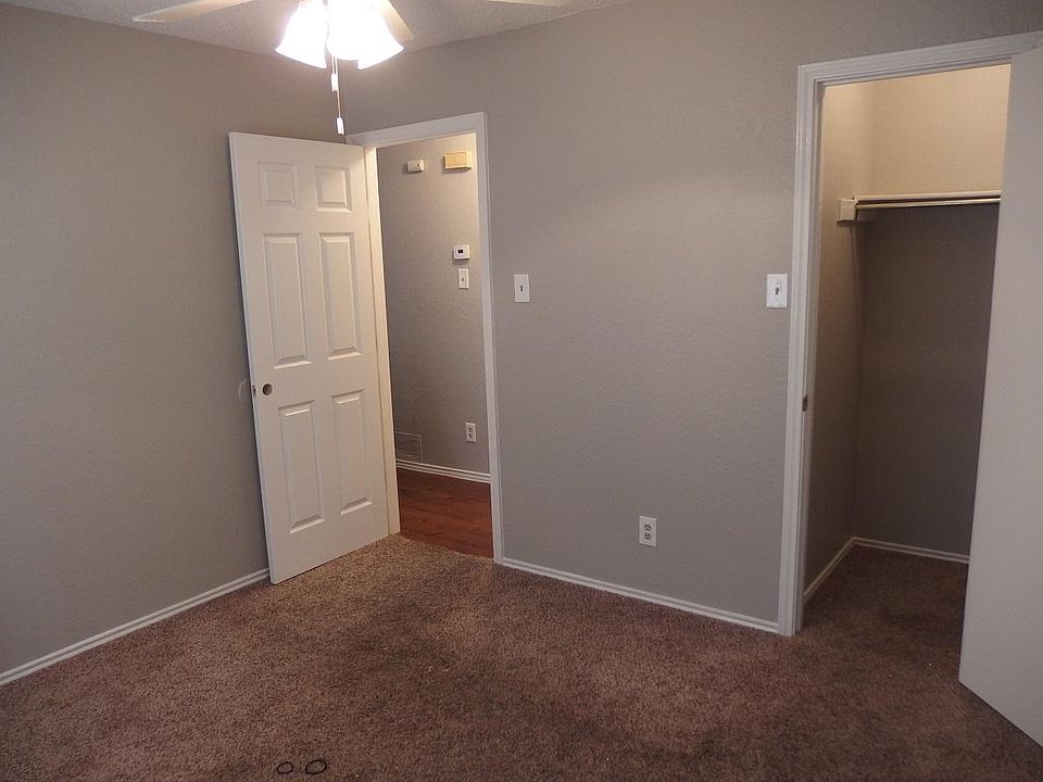 2nd image of 5509 Spring Meadow Rd