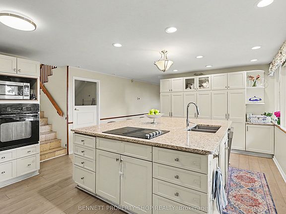 5th image of 1770 Montreal Rd