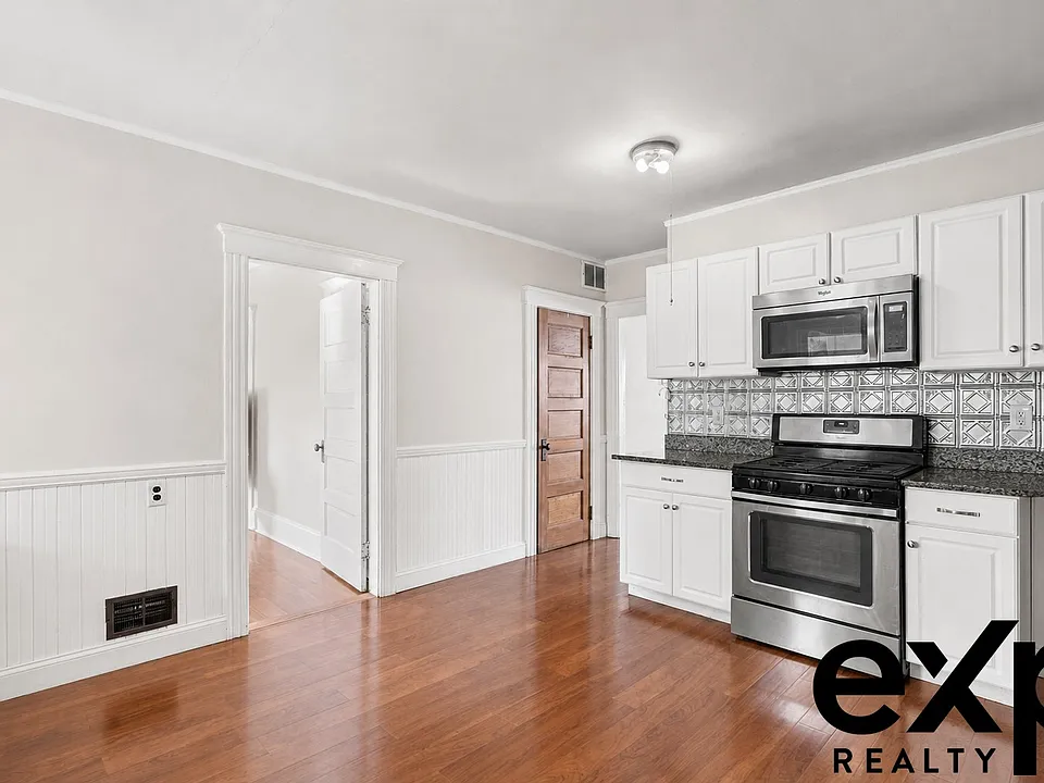 14 Forest Ave #2