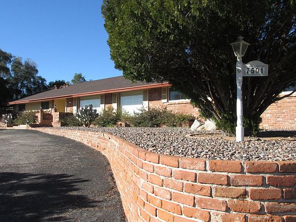 3rd image of 7501 E Calle Brisas