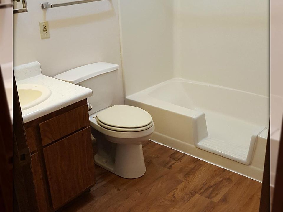 1st image of 116 Park Ave #1
