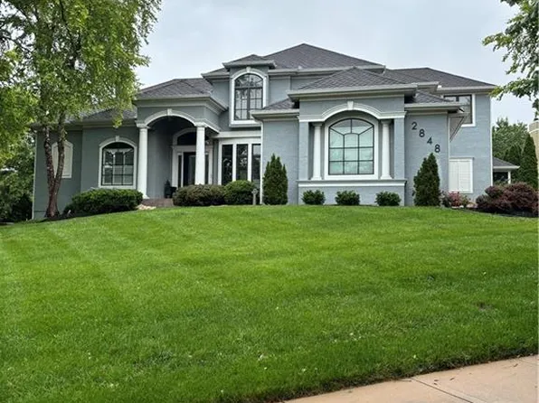 2848 W 138th Ter, Leawood, KS 66224