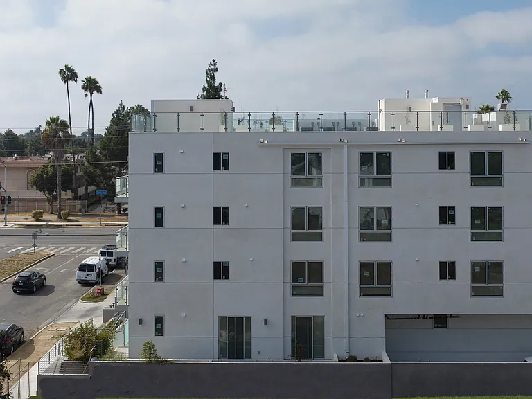 4418 S Slauson Ave #401 — Photo 3