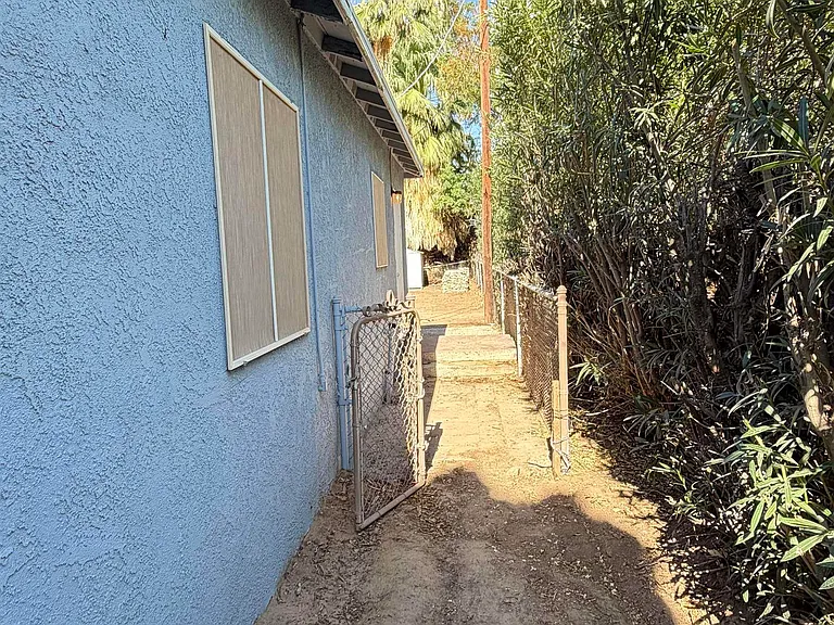 315 S Magnolia Ave — Photo 5