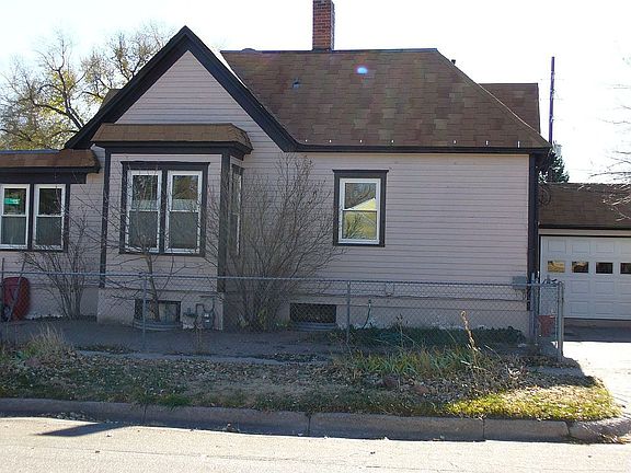 1 Car Garage Fenced In Yard