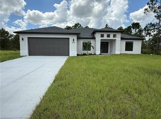 819 Congress AVE, LEHIGH ACRES, FL 33972
