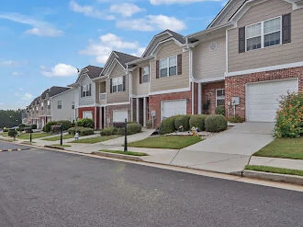 2118 Burns View Ln, Lawrenceville, GA 30044