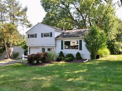 833 Dickinson Dr, Vestal, NY, 13850