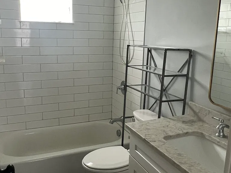 63 Amherst St #B — Photo 4