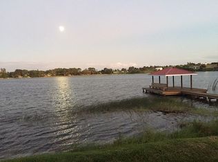 303 Beach View Dr, Lake Placid, FL 33852