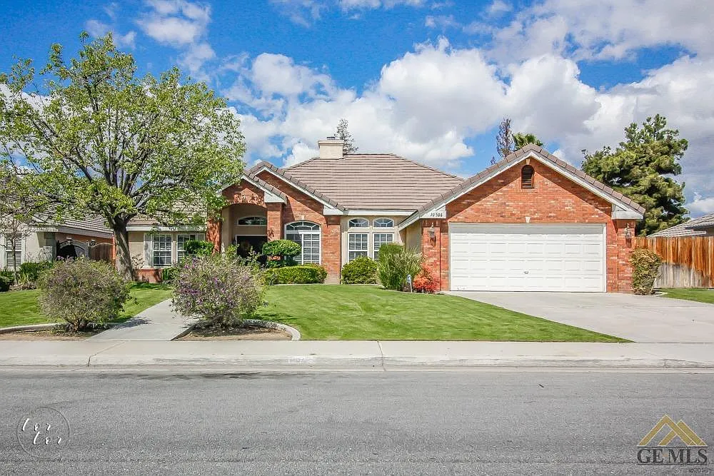 10506 Gold Cup Ln photo 1