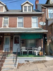 933 E 5th St, Bethlehem, PA, 18015
