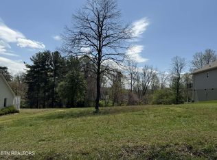 323 Tigitsi Way, Loudon, TN 37774