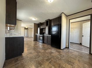 33026 Farmbrook, New Haven, MI 48048