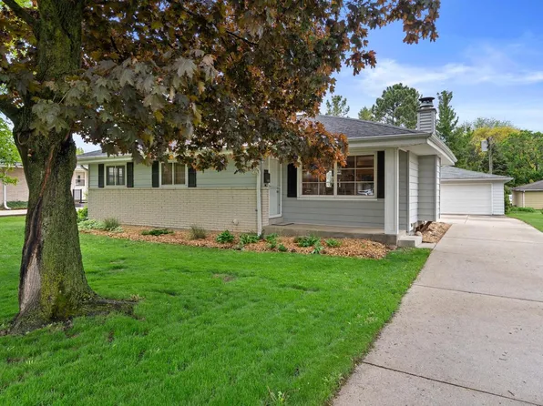 5863 Oakwood STREET, Greendale, WI 53129