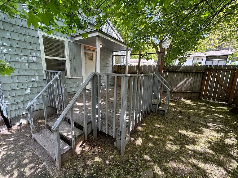 3112 W South Loop Ave — Photo 22