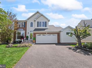 20740 Rainsboro Dr, Ashburn, VA 20147