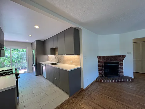 4067 Wesley Way Photo 1