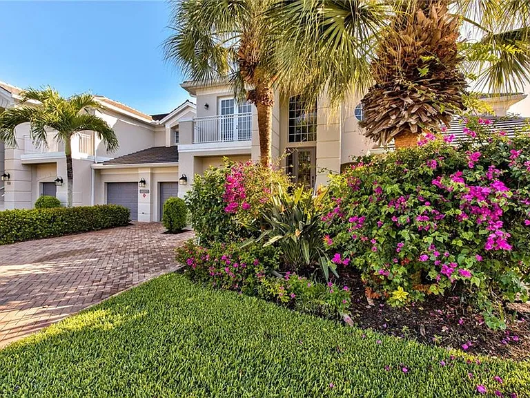 9657 Cypress Hammock Cir #202 — Photo 2
