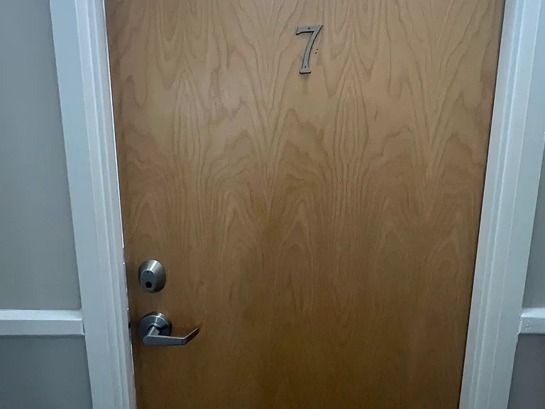 211 S 42nd St #H — Photo 7