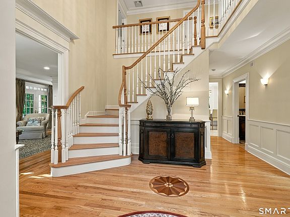 4th image of 143 Ironwood Road