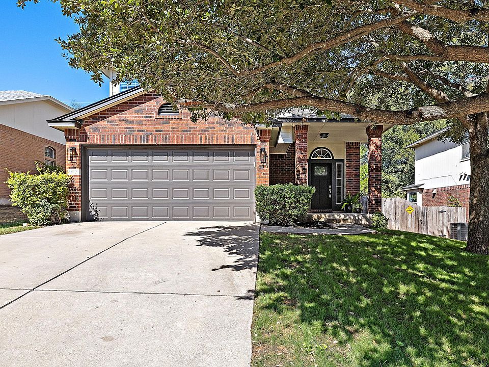 1st image of 612 Fort Thomas Pl
