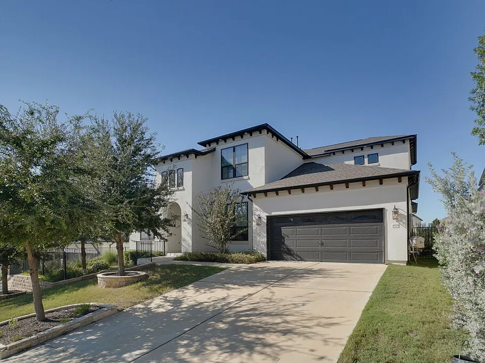 4529 Port Bari Dr