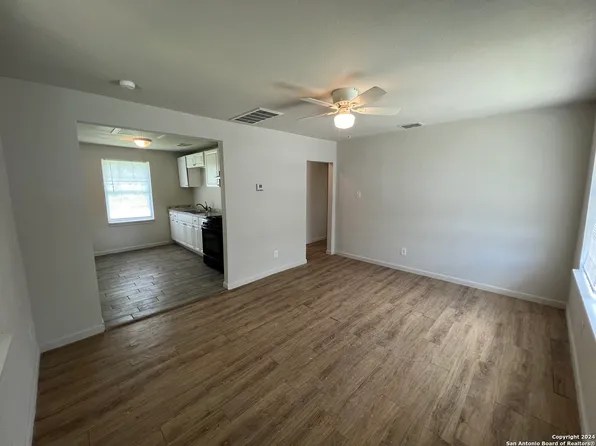 1522 CODY, San Antonio, TX 78208