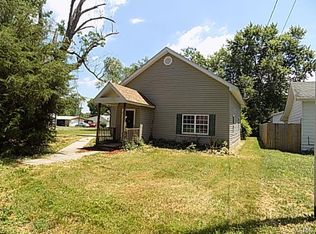372 S 2nd St, Livingston, IL 62058