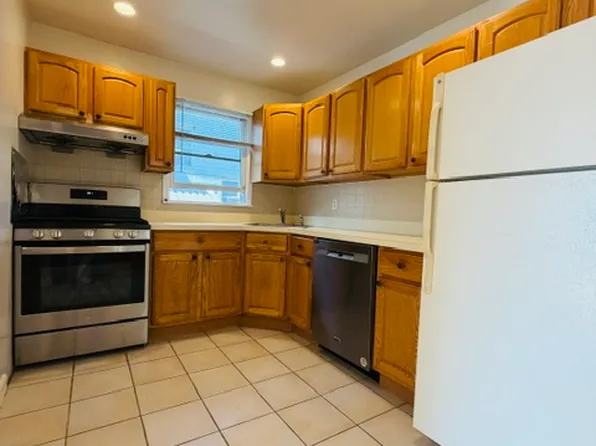 22-07 Parsons Blvd Floor 1, Whitestone, NY 11357