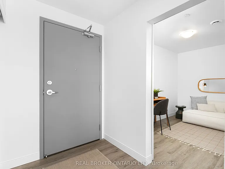 100 Manett Cres #209 — Photo 14