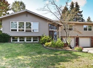 1000 Bender Rd, West Bend, WI 53090