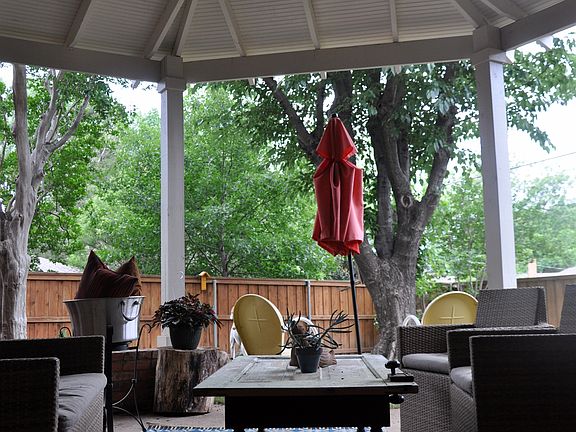 5th image of 2313 Ravenwood Dr
