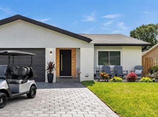 1467 Chesterfield Dr, Dunedin, FL 34698