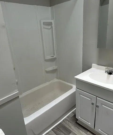 5948 Germantown Ave #8 — Photo 7