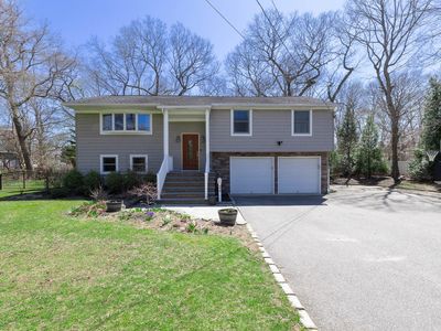 24 Oak Street, Saint James, NY, 11780