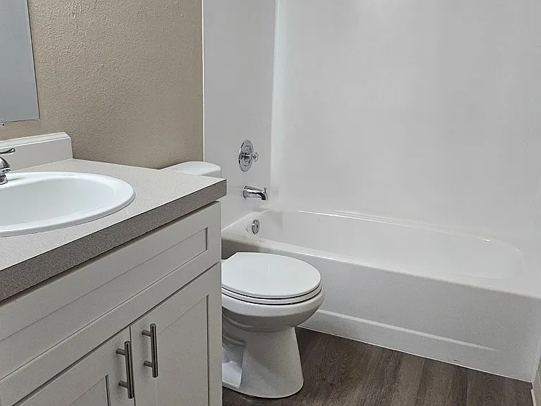 611 W Casino Rd #2A — Photo 9