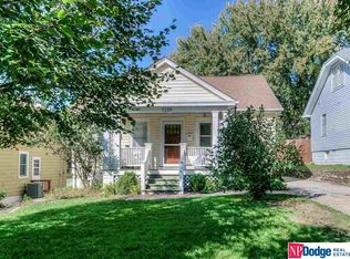 5228 Poppleton Ave, Omaha, NE 68106