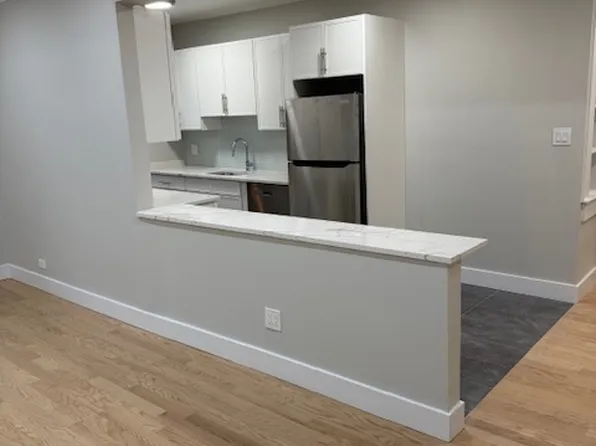 280 Ocean Parkway image 1 of 11