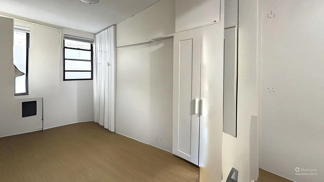 21 Essex Street — Photo 4